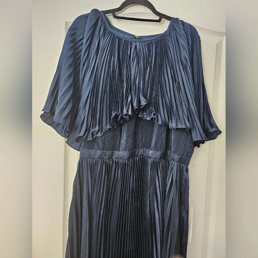 Mac Duggal PLEATED CAPLET T-LENGTH DRESS 49638, Size 18 Navy NWT - Picture 4 of 16